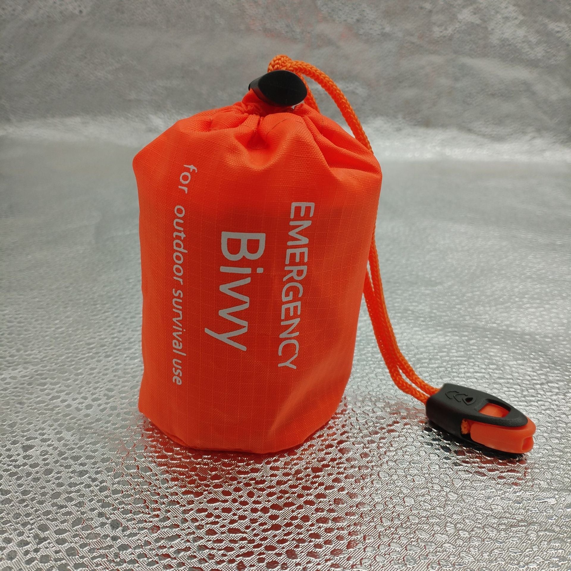 VärmeTrygg™ - Den kompakta nödsovsäcken